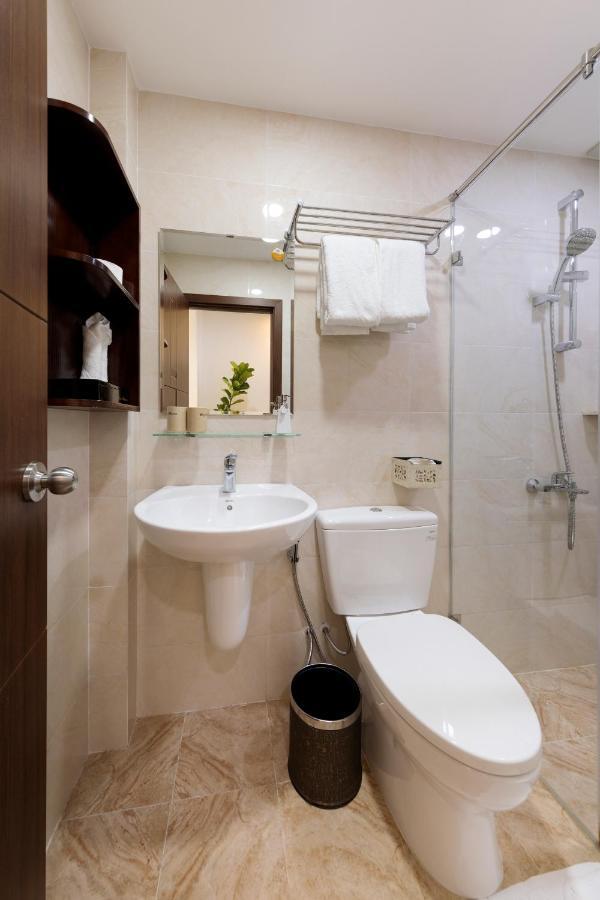 Отель Chez Mimosa Boutique - New Address 135 Tran Hung Dao Хошимин Экстерьер фото