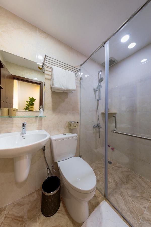 Отель Chez Mimosa Boutique - New Address 135 Tran Hung Dao Хошимин Экстерьер фото