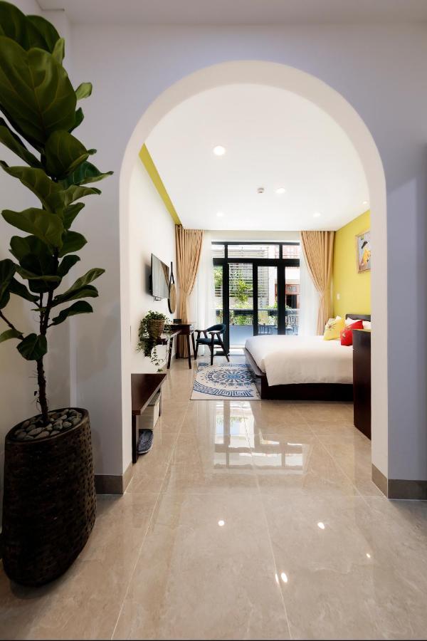 Отель Chez Mimosa Boutique - New Address 135 Tran Hung Dao Хошимин Экстерьер фото